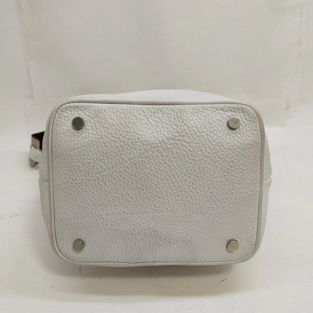 Burberry Leather Shoulder Bag - EUC - Picture 5 of 9